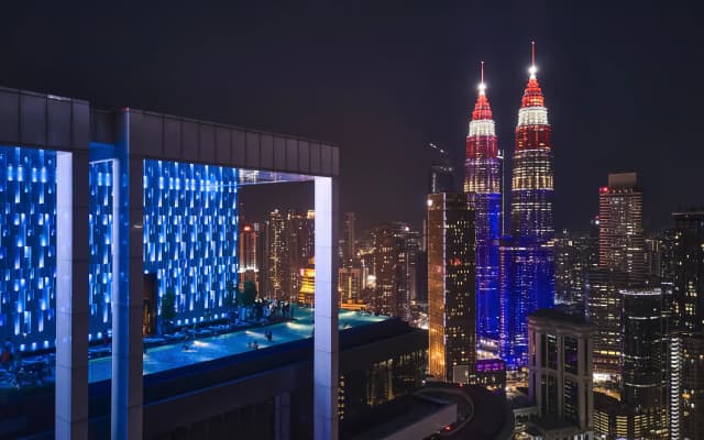 Отель HOME STYLE at Platinum Suites 2 KLCC Twin Towers