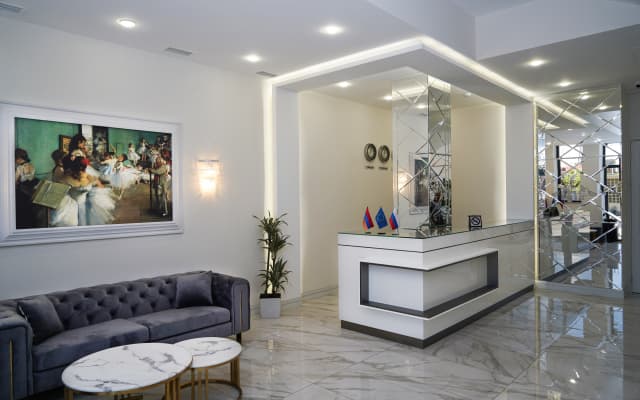 Отель Igit Plaza