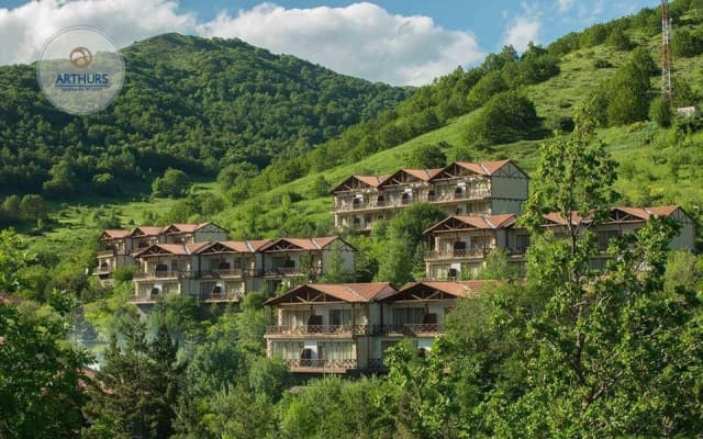 Arthurs Aghveran Resort