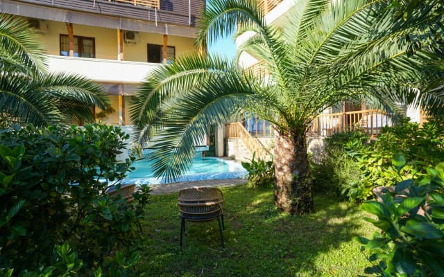 Курортный отель Keriya Hotel