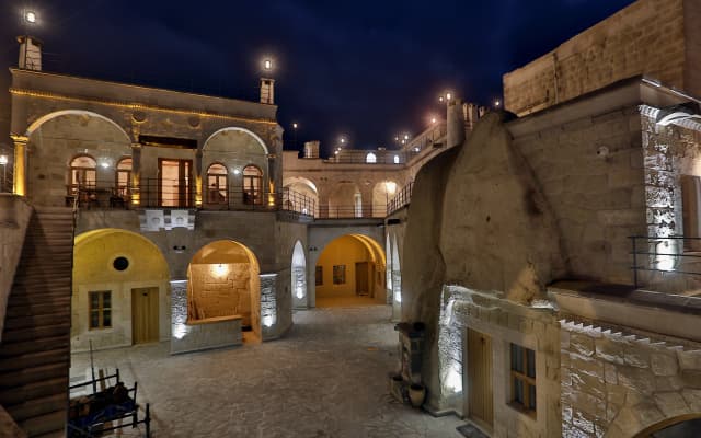 Nox Cave Hotel