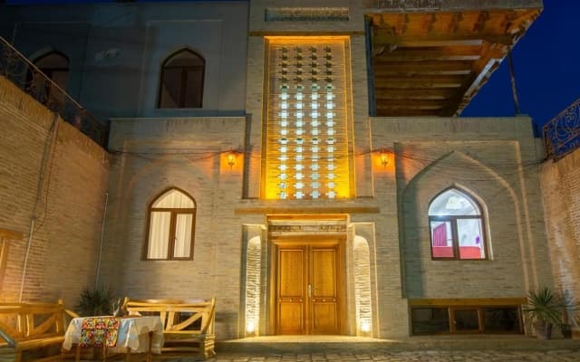 Hotel Khurjin