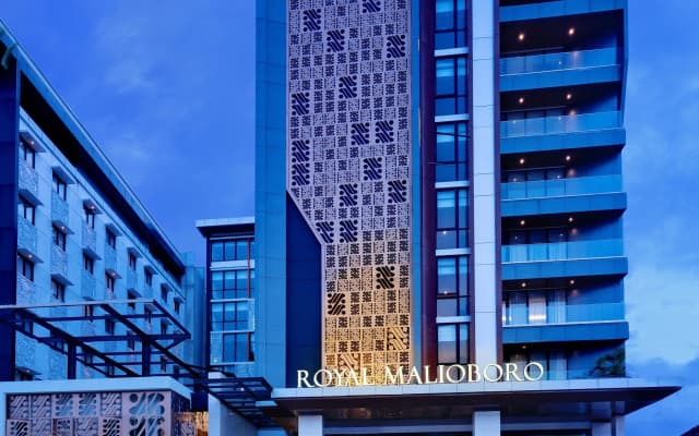 Отель Royal Malioboro