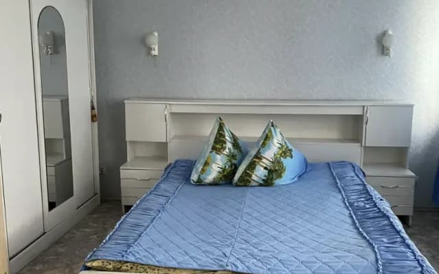 Отель Заря