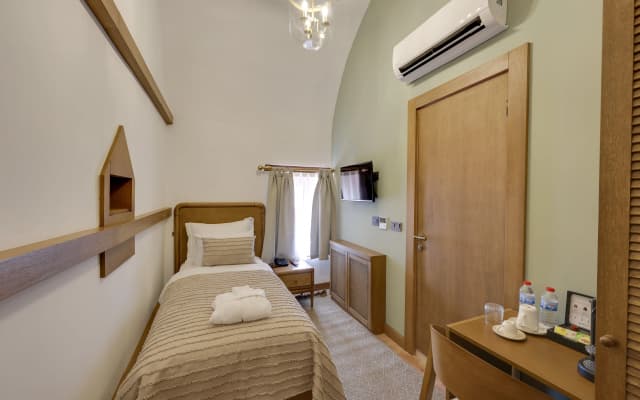Отель Silk Road Museum Hotel