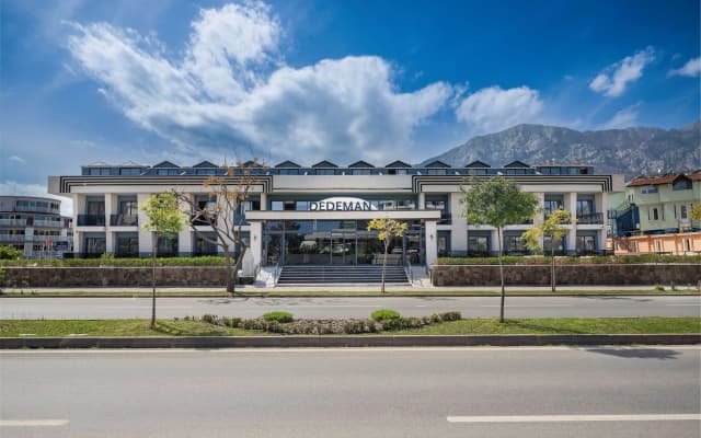 Dedeman Kemer Resort