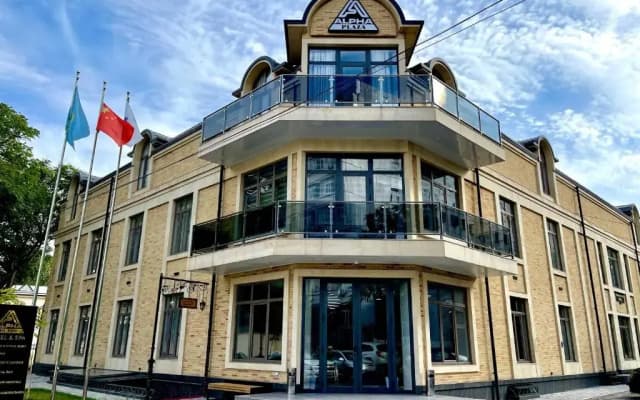 Отель Alpha Plaza