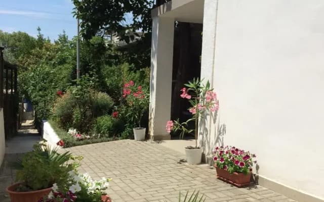 Guest House ASTRA