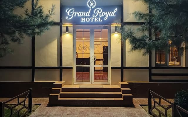 Отель GRAND ROYAL