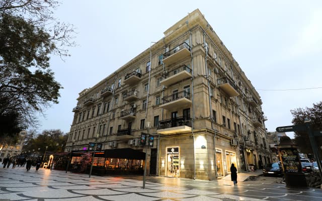 Отель Азкот