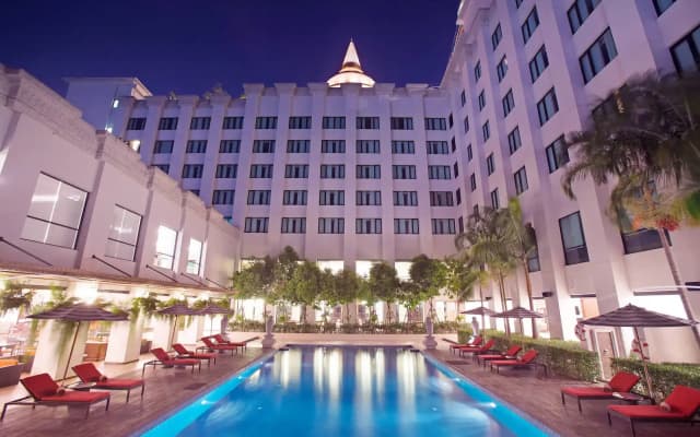 Отель Mida Grande Hotel Dhavaravati Nakhon Pathom