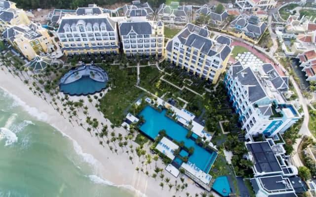 Курортный отель Resort JW Marriott Phu Quoc Emerald Bay Resort & Spa