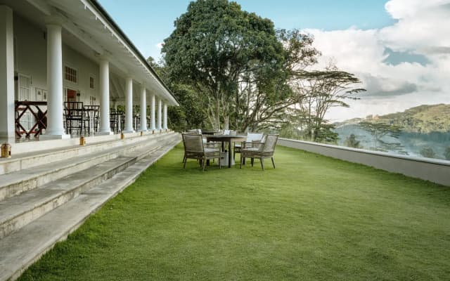 Отель W15 Hanthana Estate Kandy