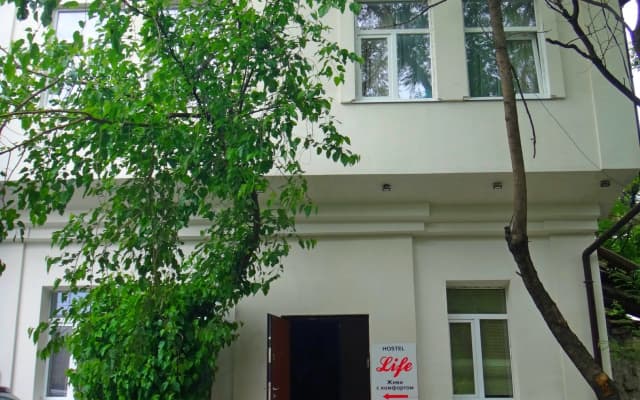 Life Hostel
