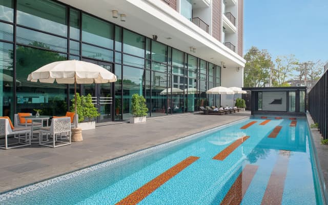 Отель Tsix5 Hotel