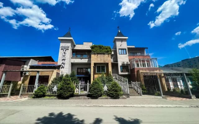 Апарт-отель Turan Semey Grand Hotel