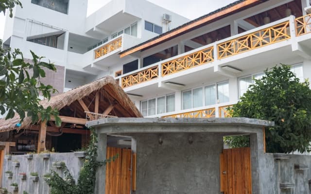 Sands Grand Hotel