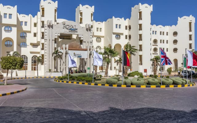 Royal Lagoons Resort & Aqua Park Families and Couples ONLY