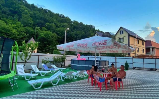 Zvyozdny Guest House
