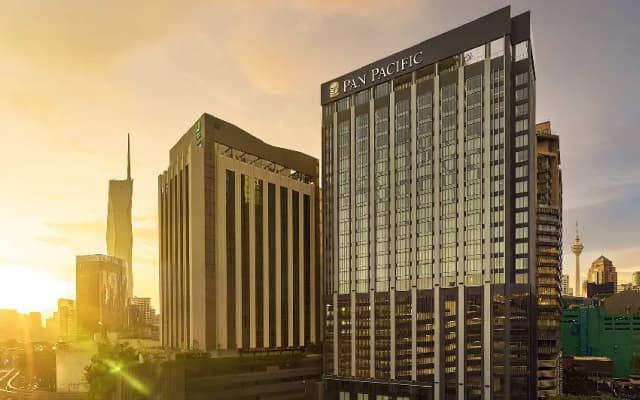 Отель Pan Pacific Serviced Suites Kuala Lumpur