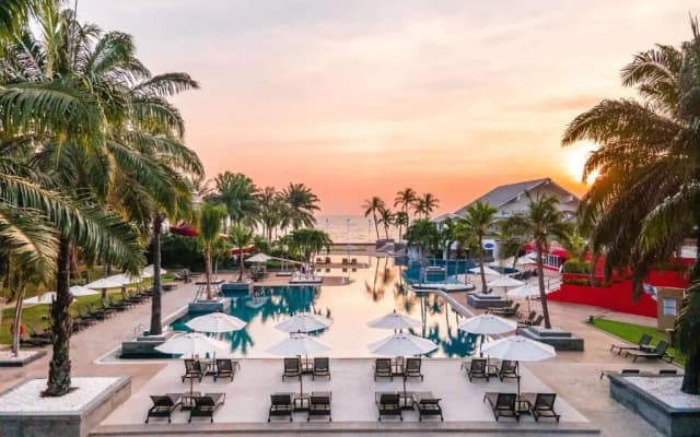 Отель Radisson Resort & Spa Hua Hin
