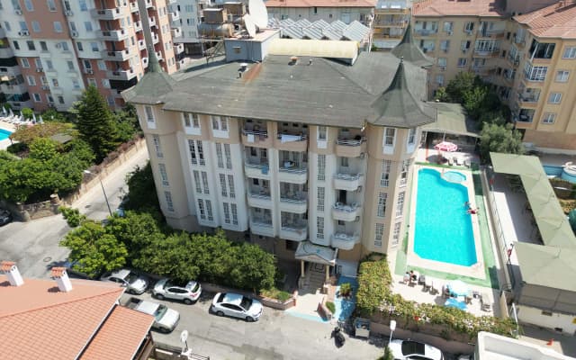 Isabella Apartment Hotel