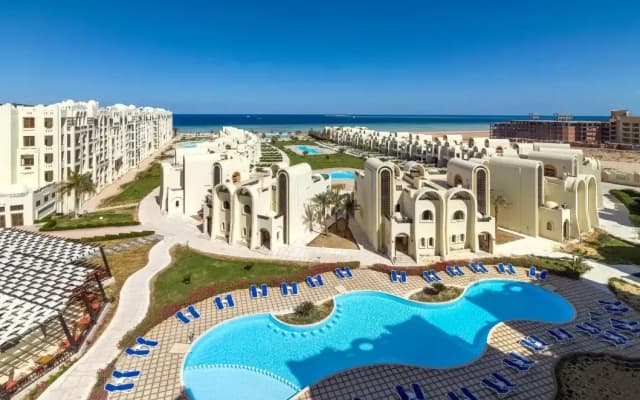 Gravity Hotel & Aqua Park Sahl Hasheesh