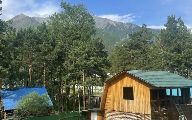 Gostevoy Dom Guesthouse On Veresova 17