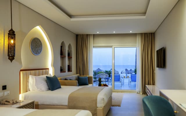 Sunrise Remal Beach Resort