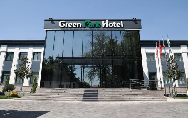 Отель Green Park