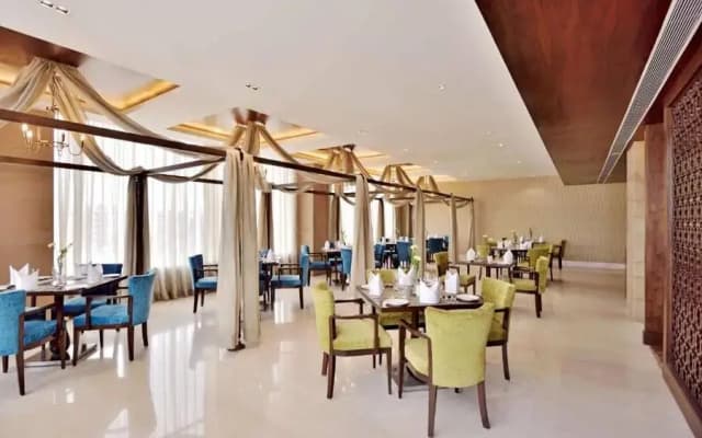 Отель Country Inn & Suites by Radisson Kota
