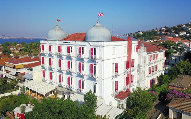 Отель Buyukada Splendid Palace