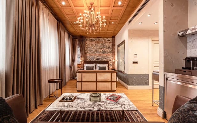 Stone Inn Galata Hotel