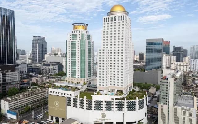 Отель The Berkeley Hotel Pratunam