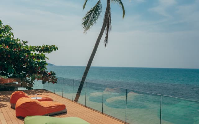 Вилла Sea Sky Luxury Absolute Beachfront Villa