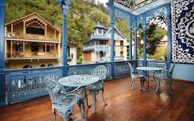Golden Tulip Borjomi