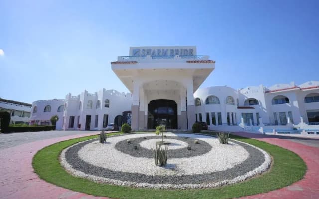 Курортный отель Sharm Bride Resort Aqua & SPA