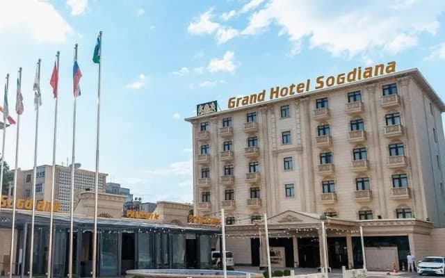 Отель Grand Hotel Sogdiana