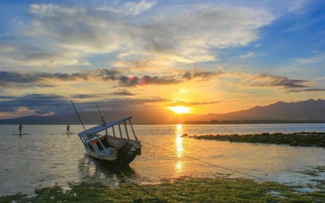 Отель Kaluku Gili Resort
