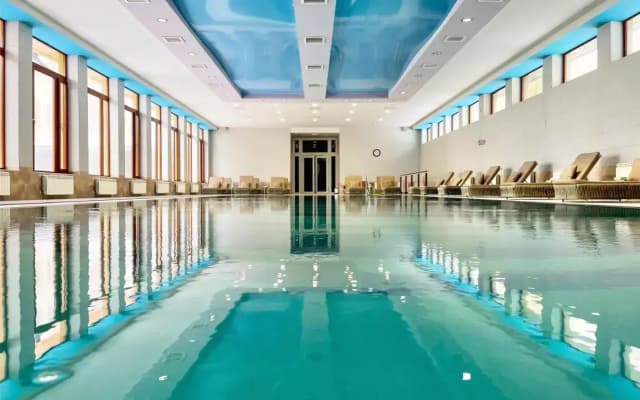 Отель Hotel Russia