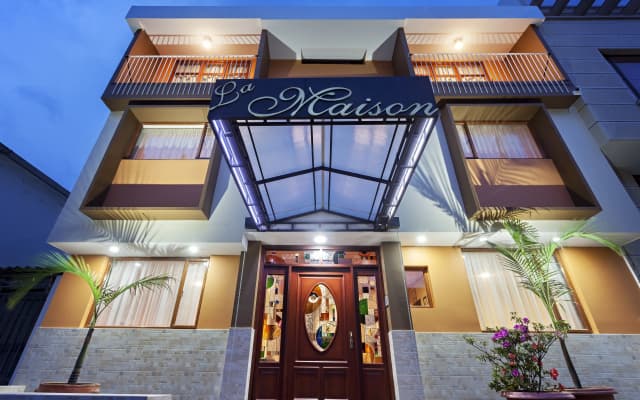 Отель Frances La Maison