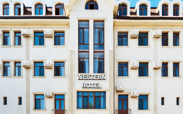 Отель Western
