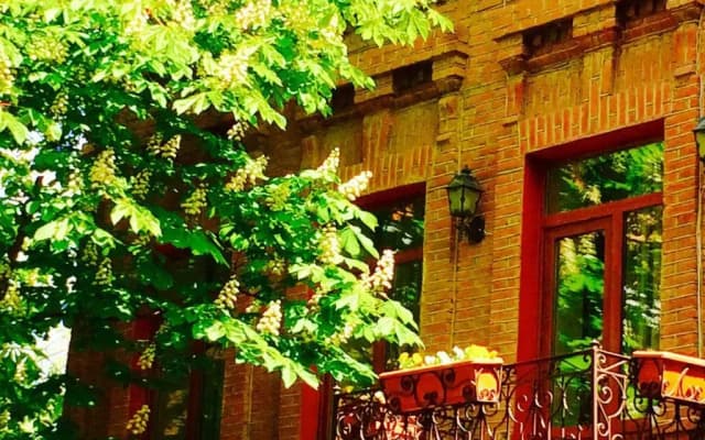 Отель British House