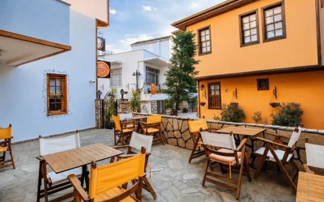 Отель Patio