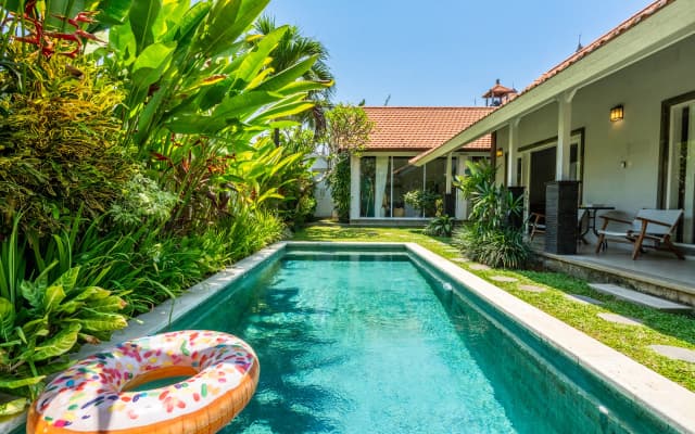 Вилла Jungle Amaranth Canggu – Exclusive 3BR Retreat with Pool, Modern Amenities and Top Location