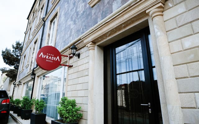 Отель Avrasya
