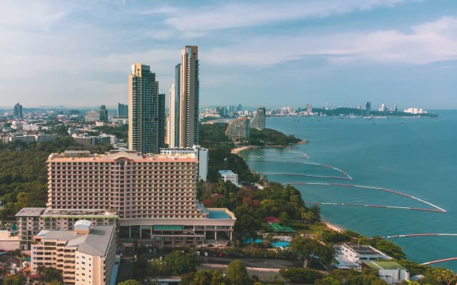 Отель Long Beach Garden Hotel & Pavilions