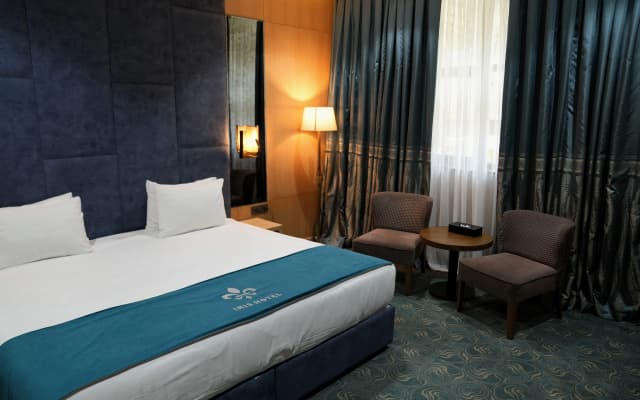 Iris Hotel Baku