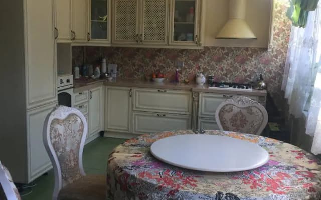 Gnezdo Guest House