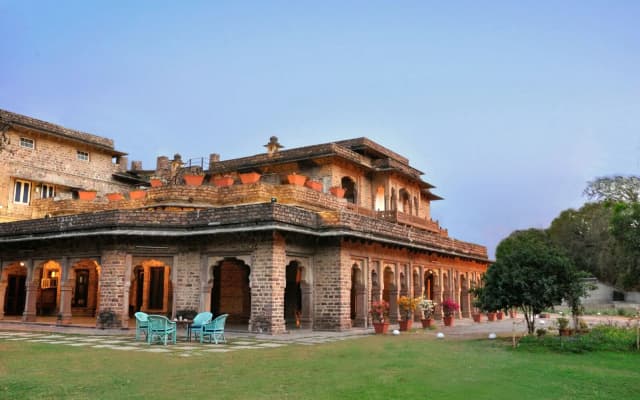 Отель Sukhdham Kothi